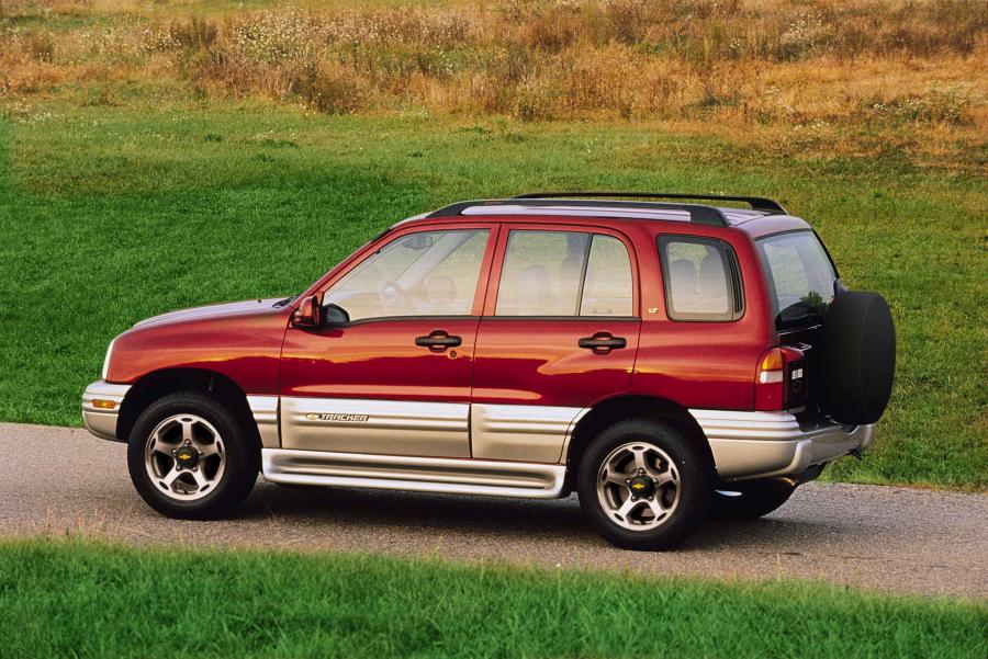  Chevrolet Tracker 2000 года  (фото 21 из 29)